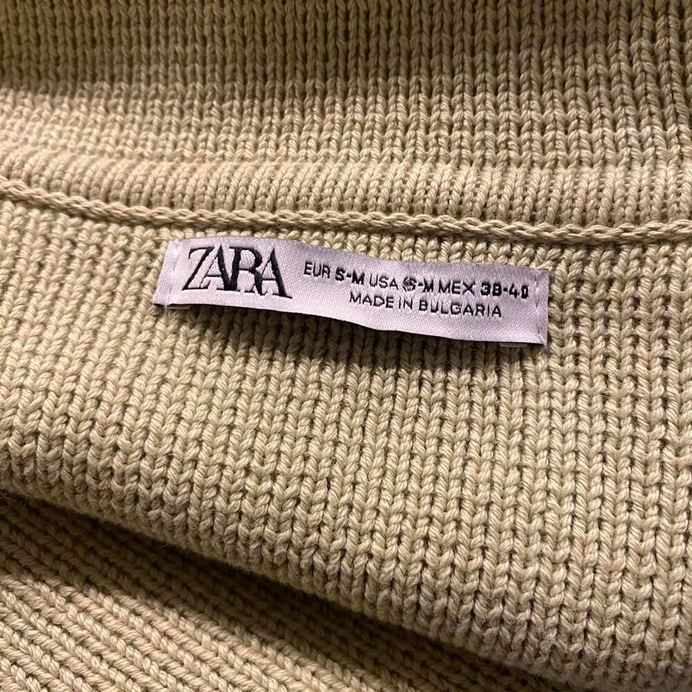 Zara Button Down Green knitted Cardigan - Picture 3 of 3